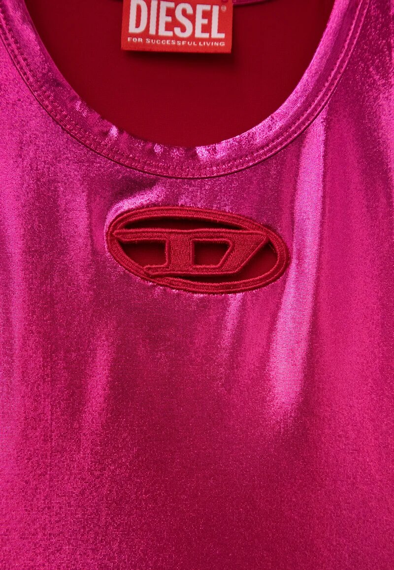032445.FUX_3.jpg