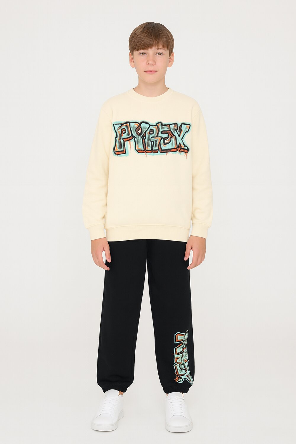 Pyrex completo bambino felpa panna e pantalone nero 100% cotone