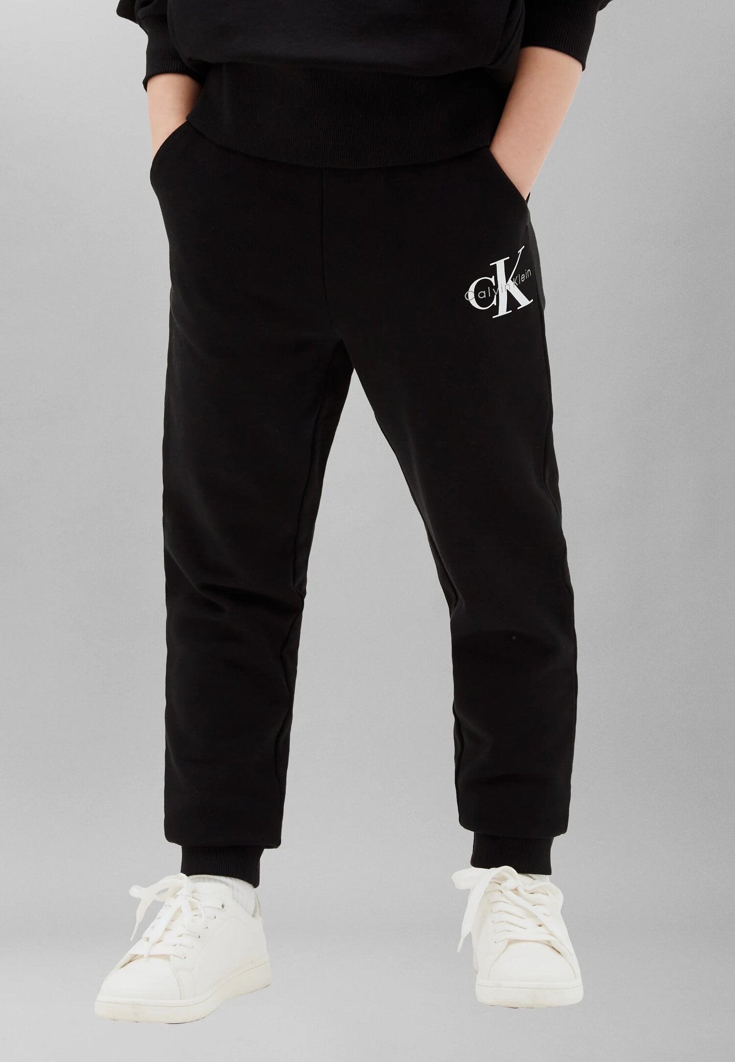 Calvin Klein Pantaloni Neri Da Tuta Bambino LV1CKTJC08BEH_