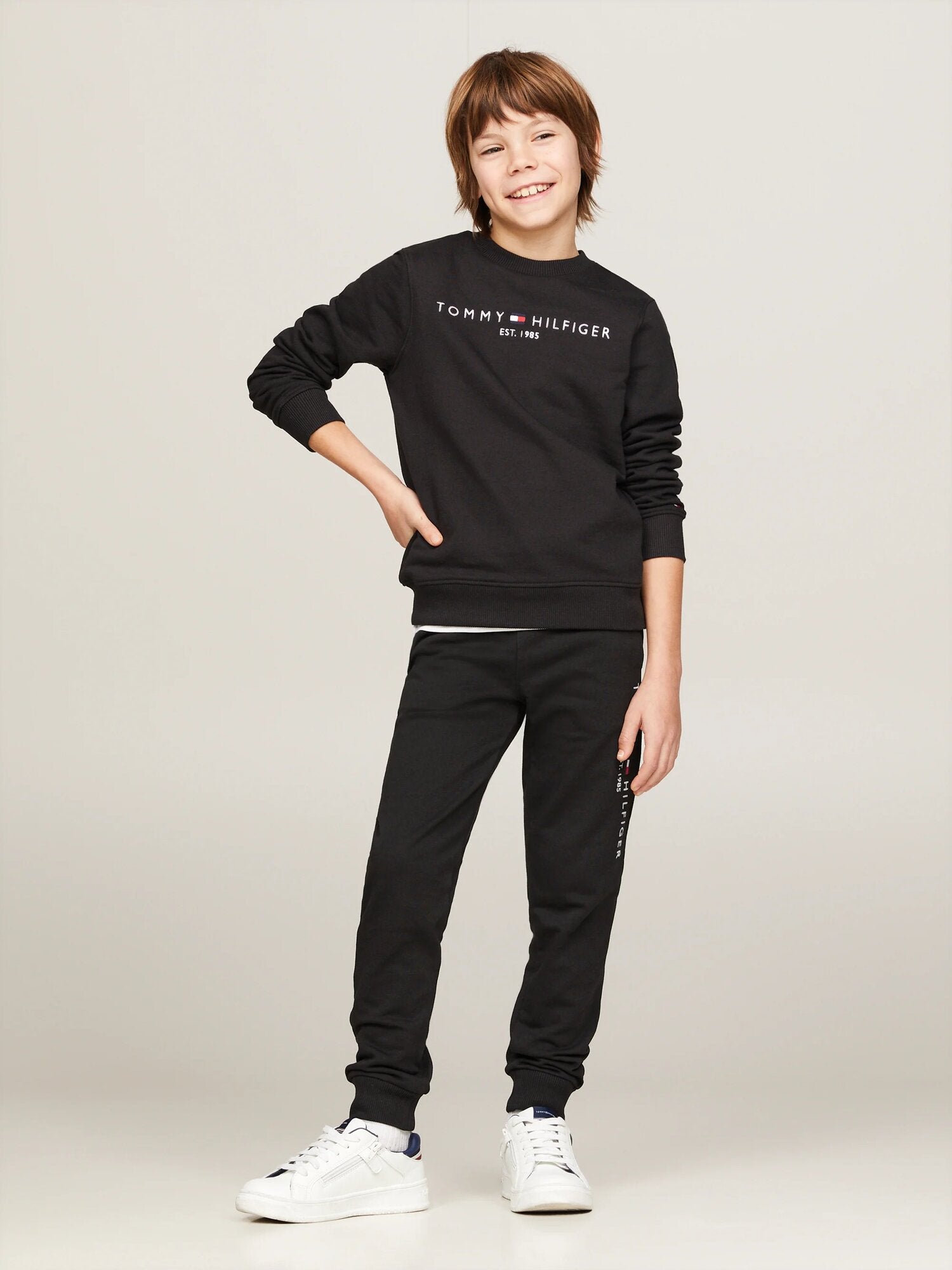 Tommy Hilfiger Felpa Nera Con Logo Centrale Bambino KS0KS00212BDS_