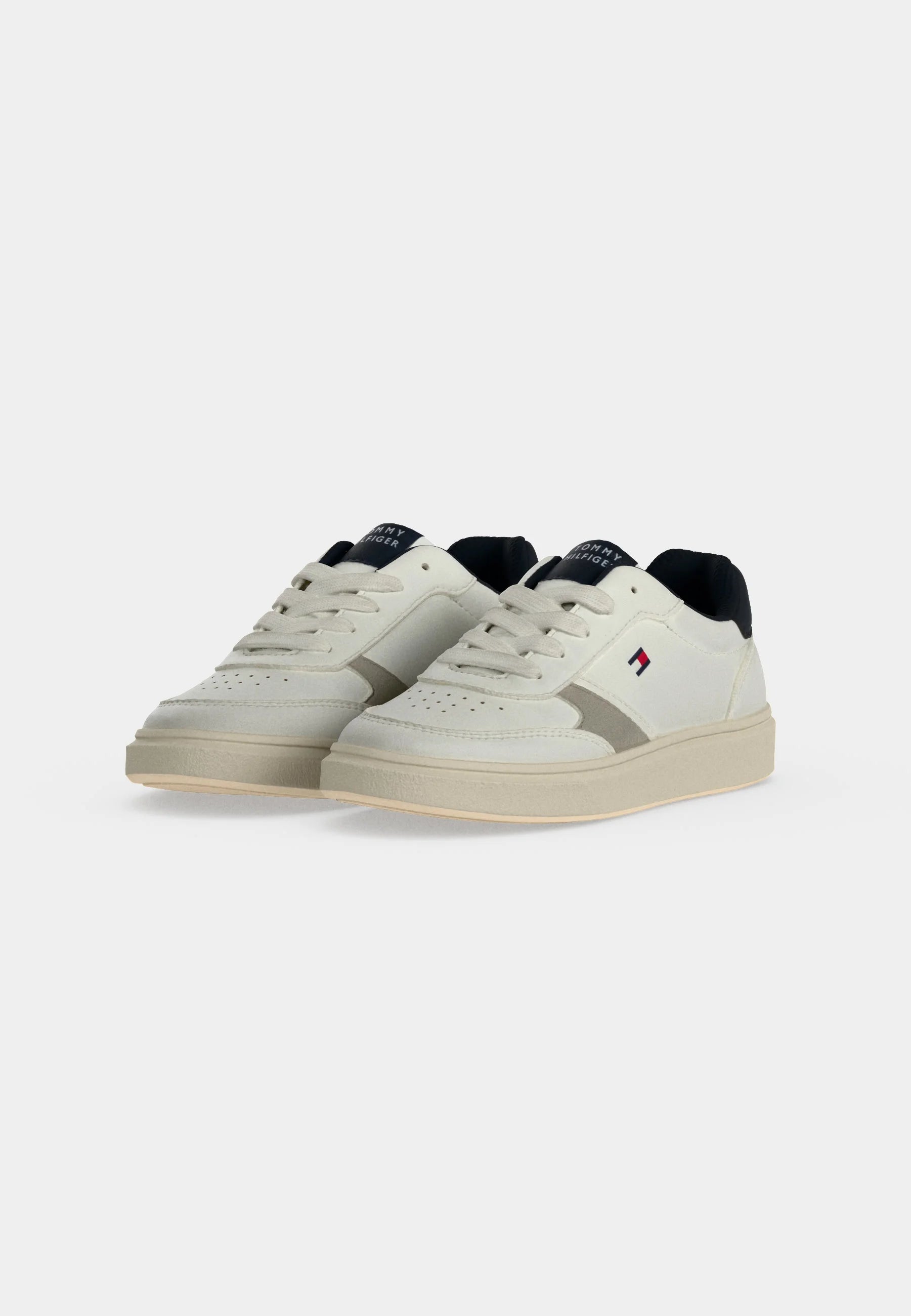 TOMMY HILFIGER SCARPA BIANCA CON LACCI E DETTAGLI BLU E BEIGE Bambini e ragazzi A-T3X9-35237-1355Y617.BIA_