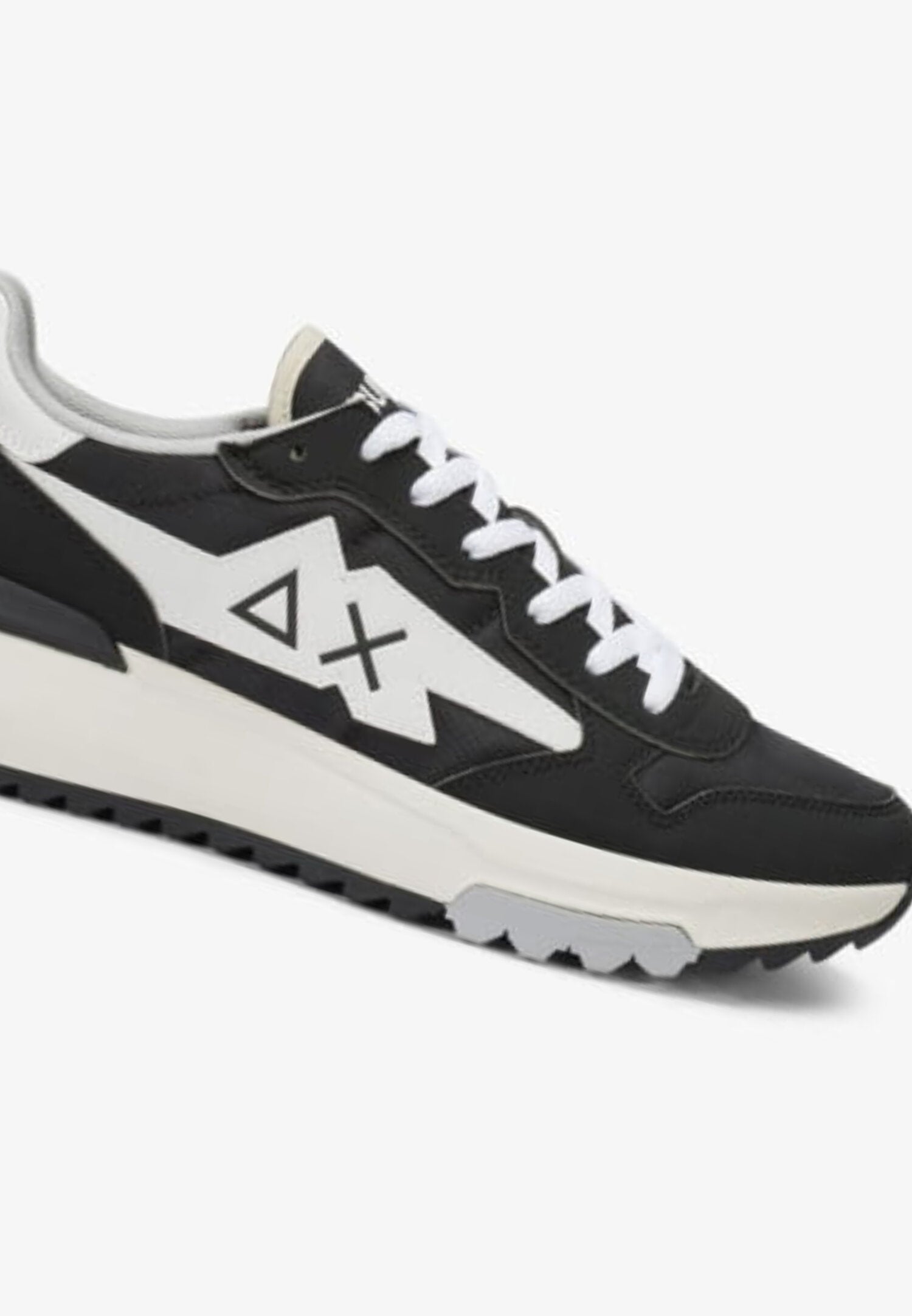 Sun68 Scarpe Nere e Bianche Con Logo Sul Lato Uomo Z36121_