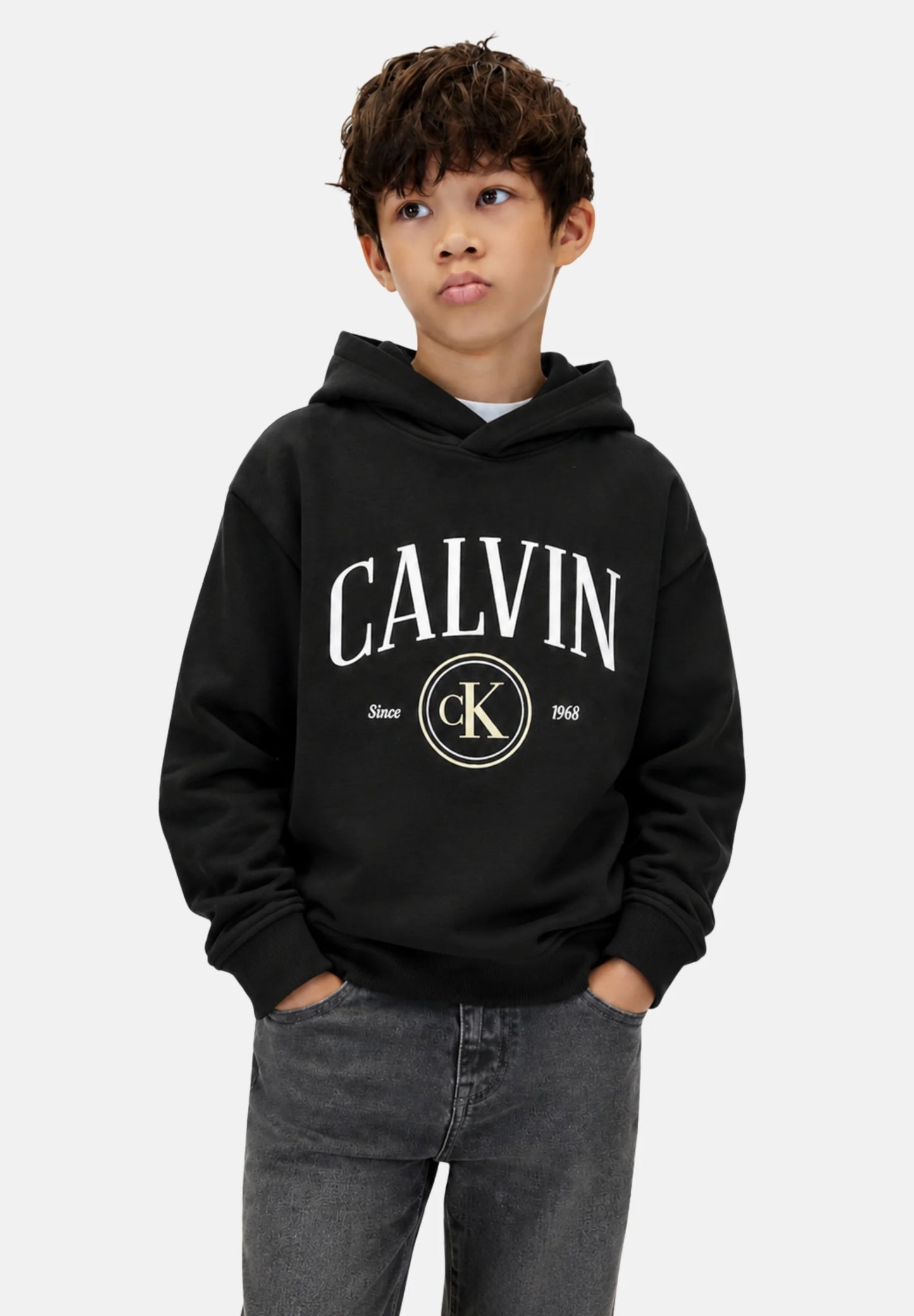 CALVIN KLEIN felpa NERA CON CAPPUCCIO E LOGO CENTRALE Bambini e ragazzi lvckfjb28bbeh.ne_