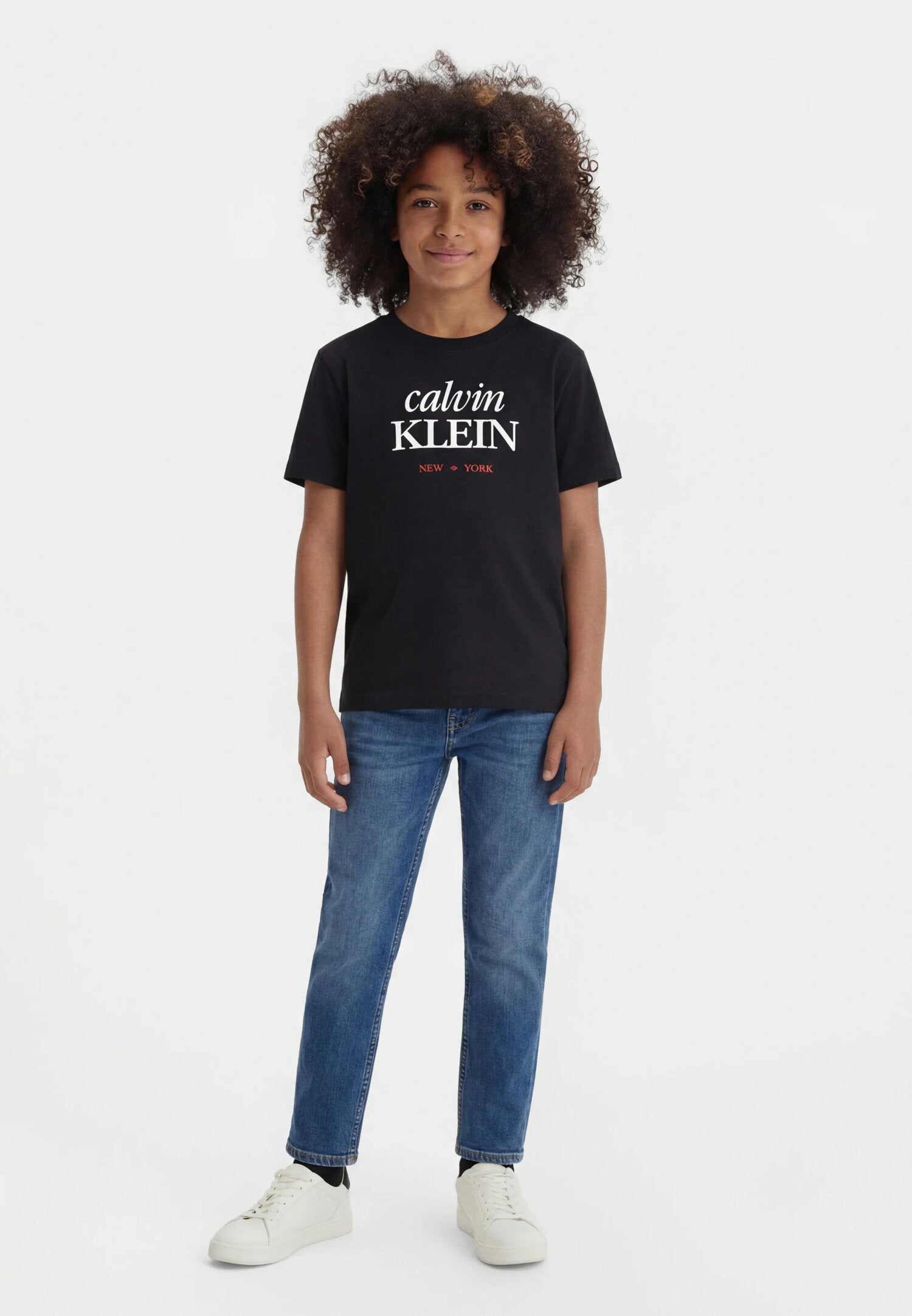 Calvin Klein Tshirt Nera Con Logo In Corsivo Bianco Bambino LVCKSJA07BBEH_