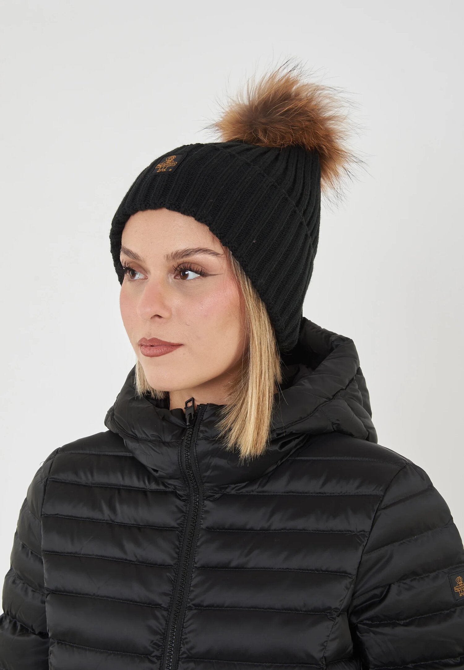 Refrigiwear Cappello Nero Donna Ponpon In Lana Cuffia Quotidiano AI25