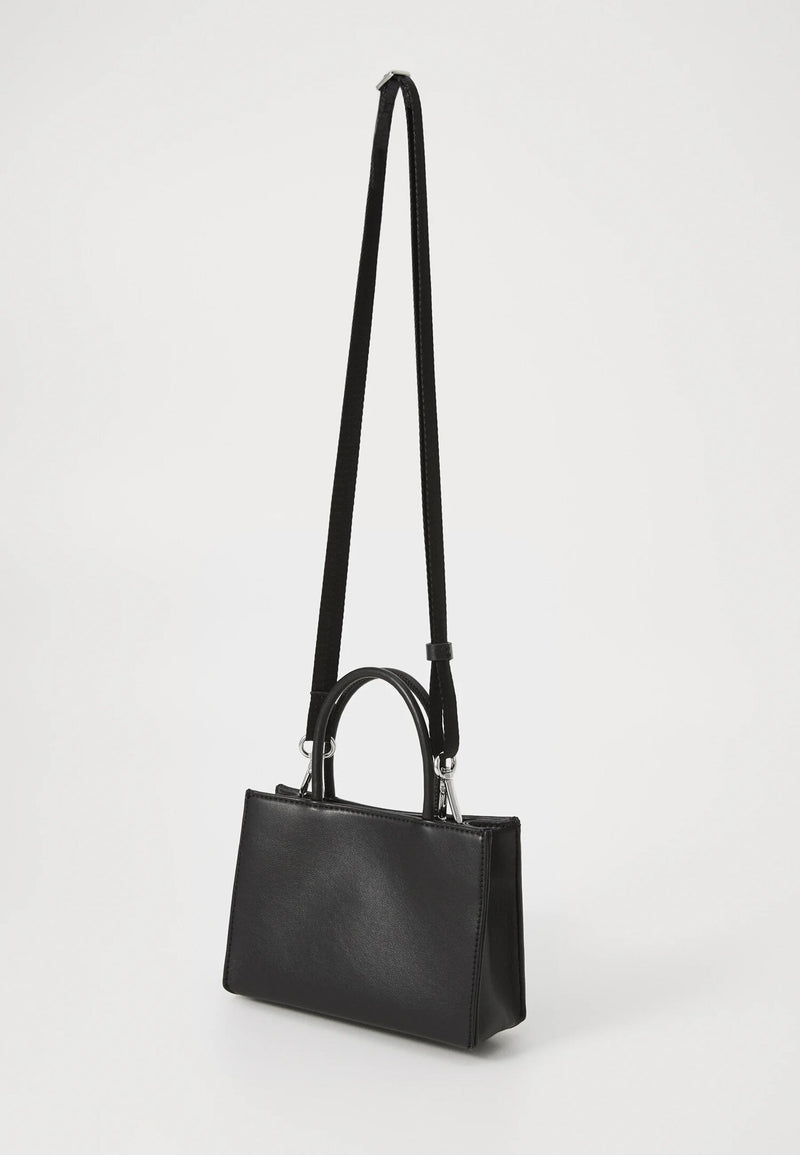 Diesel borsa donna a mano nera con tracolla rimovibile logo in rilievo - NERO | CammarataMode