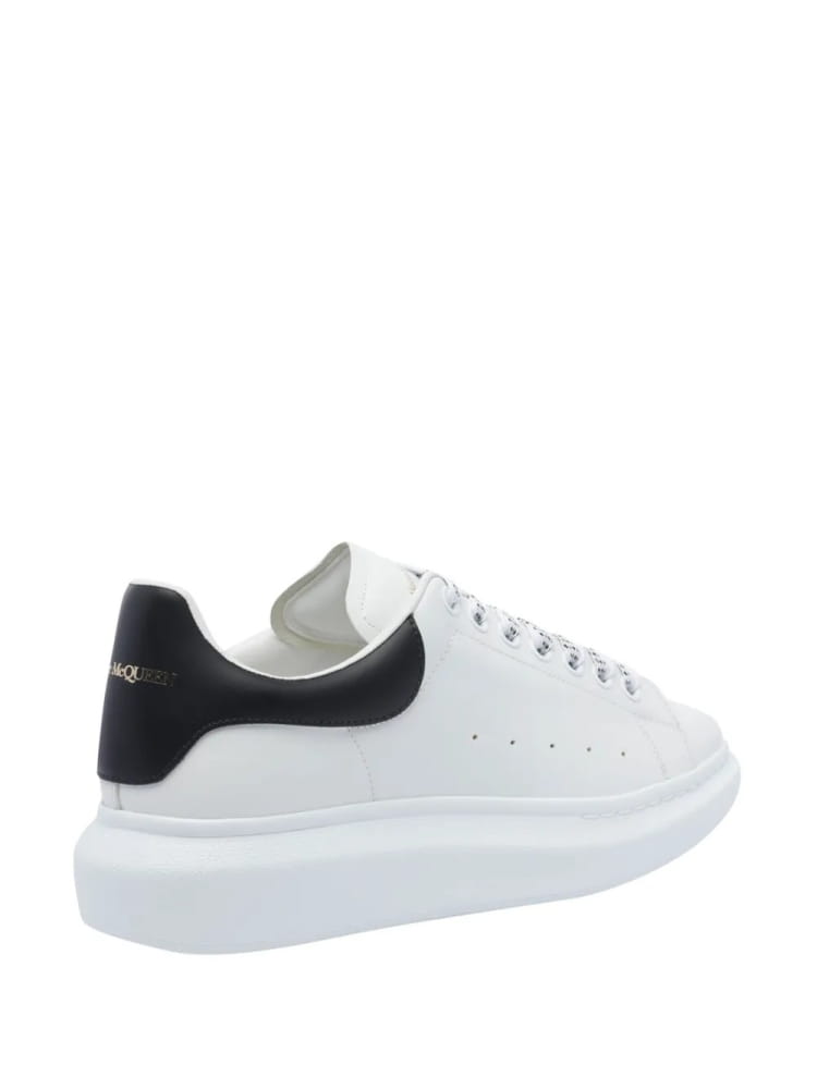 Alexander Mcqueen scarpe bianche donna logo sul retro