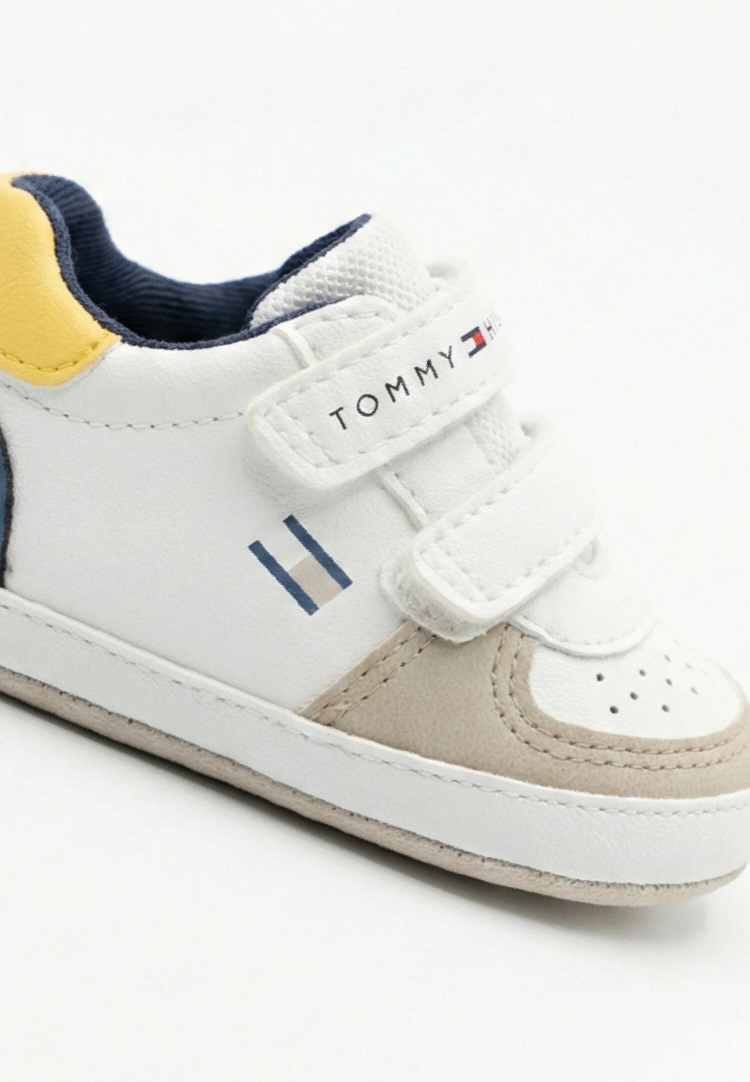 Tommy Hilfiger Scarpe Bianche Neonato Sneakers Basse Quotidiano In Ecopelle 12