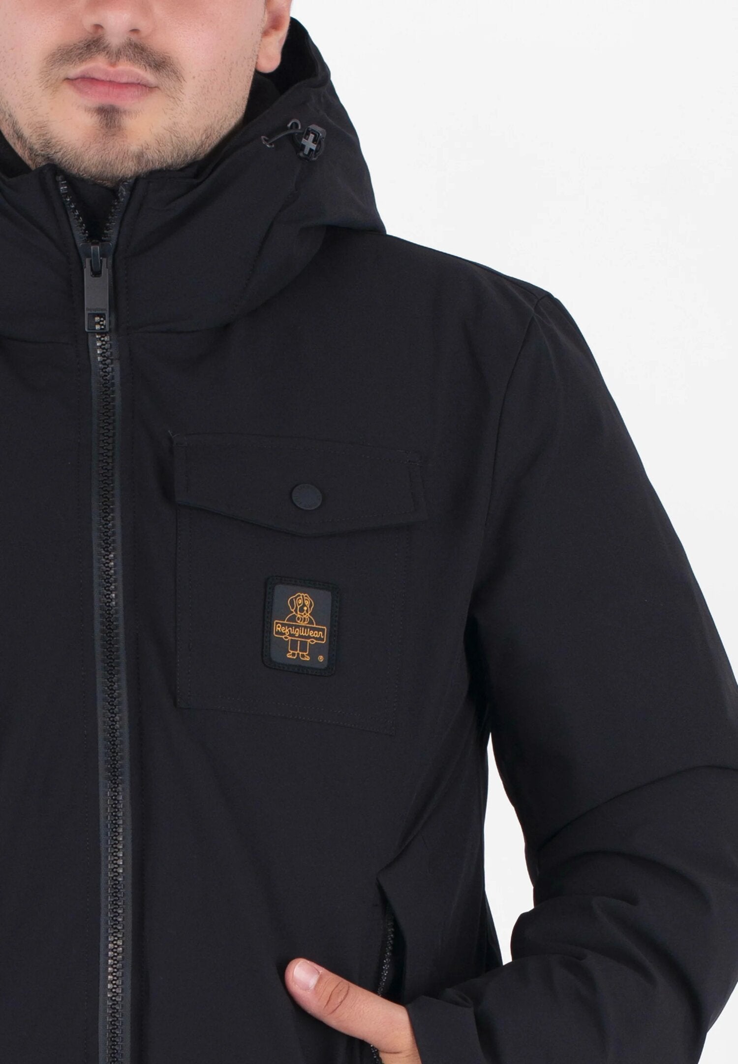 Refrigiwear giacca uomo nera leggera con cappuccio mezza stagione