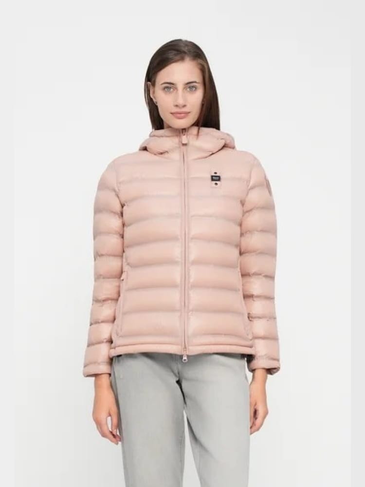 Blauer giubbotto rosa cipria bambina indossato, foto originale