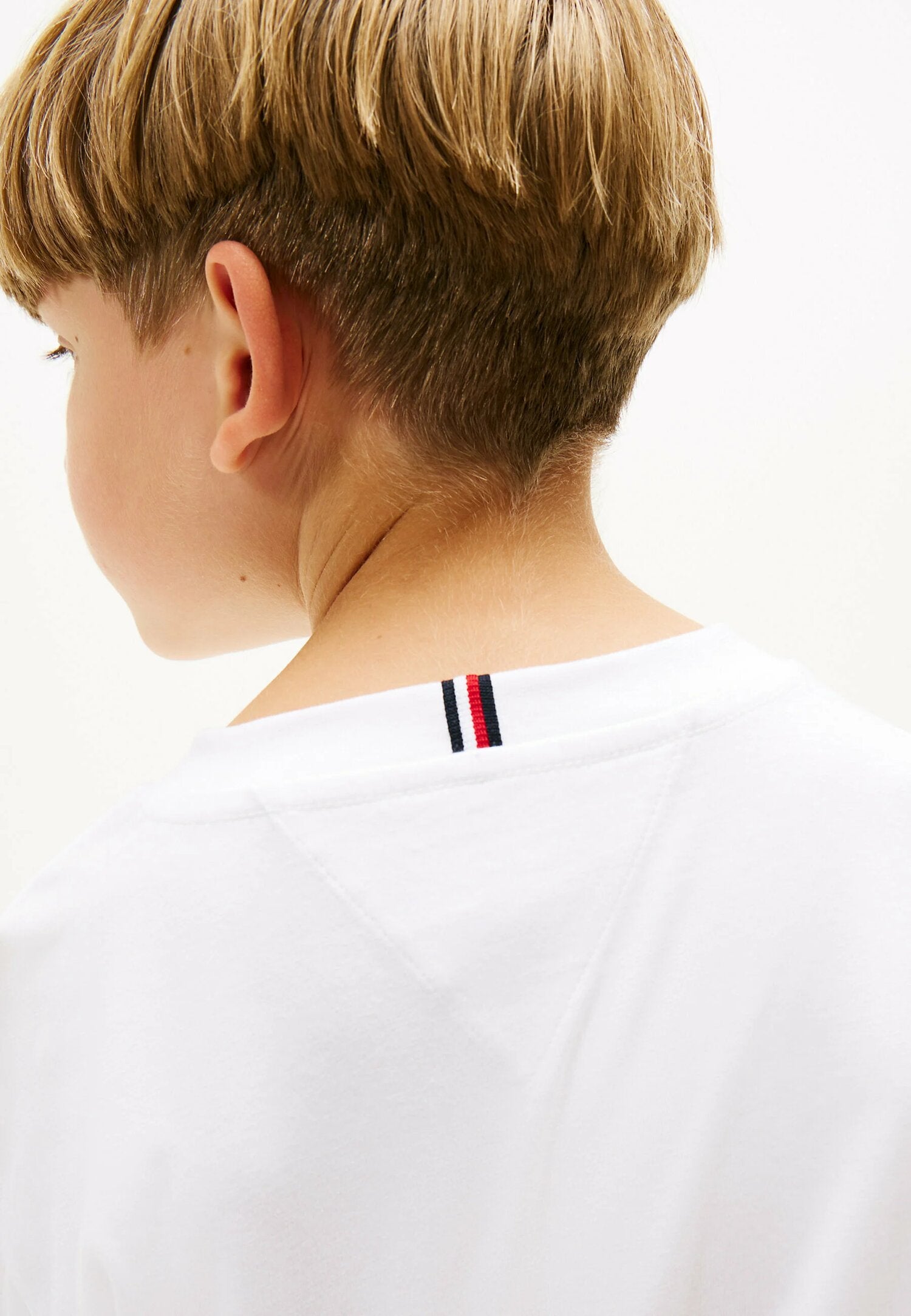 Tommy Hilfiger Tshirt Bianco Bambino In Cotone Girocollo Sportivo AI25
