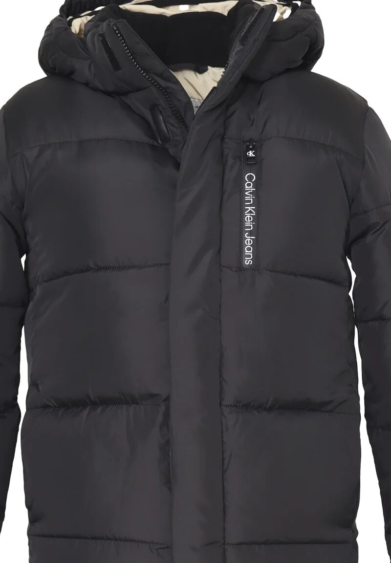 Calvin Klein Giubbotto Nero Bambino In Nylon Con Cappuccio Invernale AI25