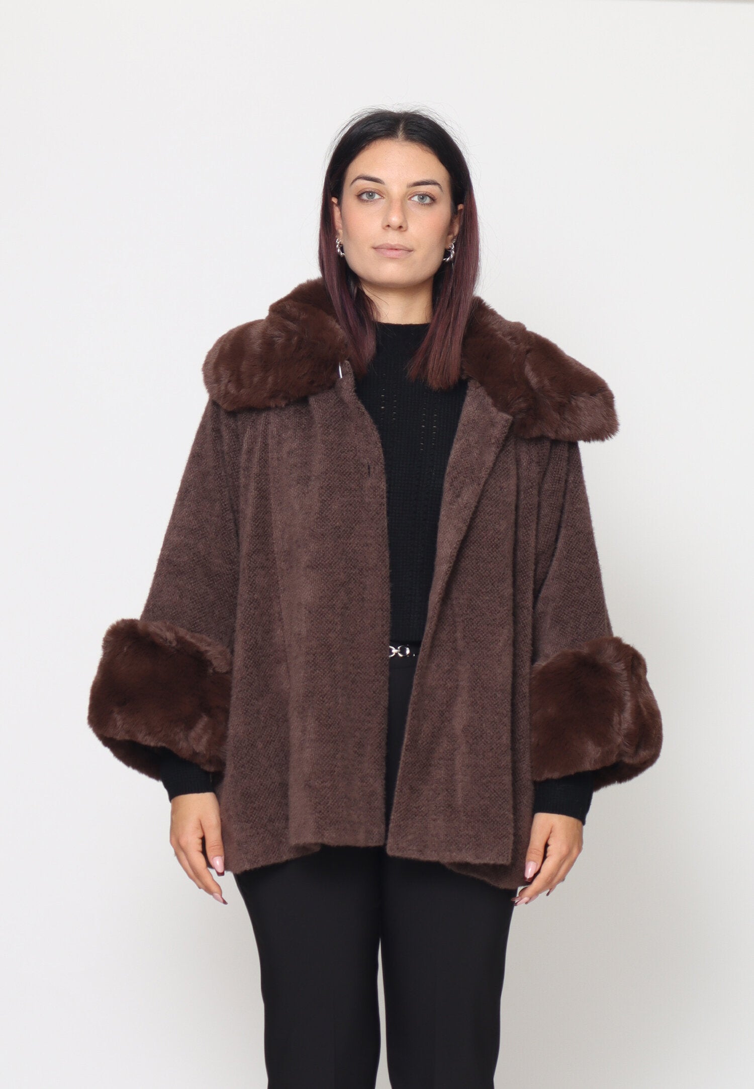 Monte Cervino Mantella Lana Marrone Donna In Lana Con Pelliccia Elegante AI25