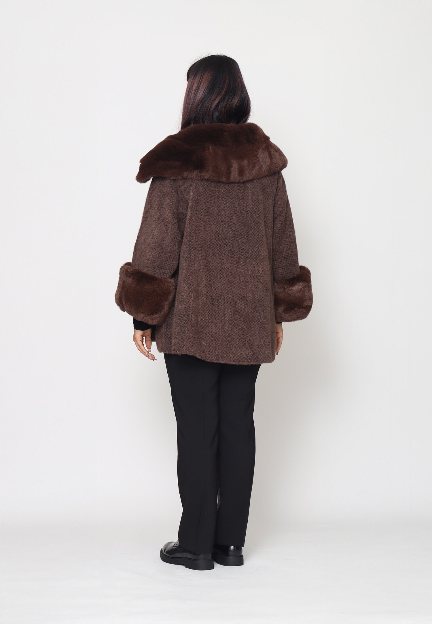 Monte Cervino Mantella Lana Marrone Donna In Lana Con Pelliccia Elegante AI25