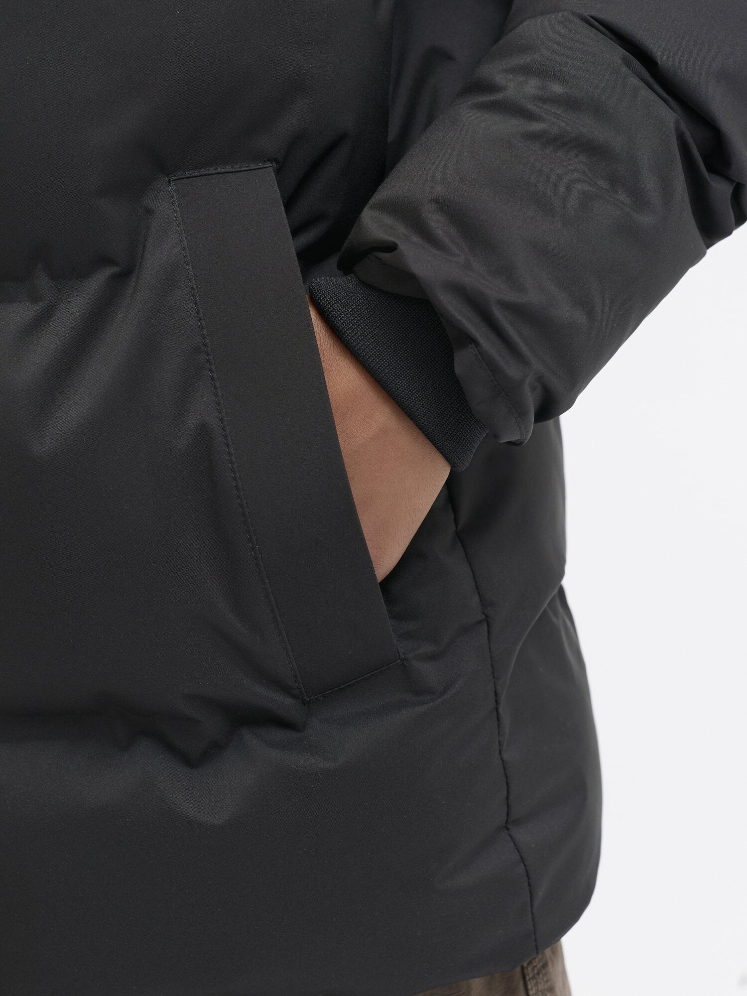 Jack & Jones Junior Giubbotto Nero Bambino In Nylon Con Cappuccio Invernale