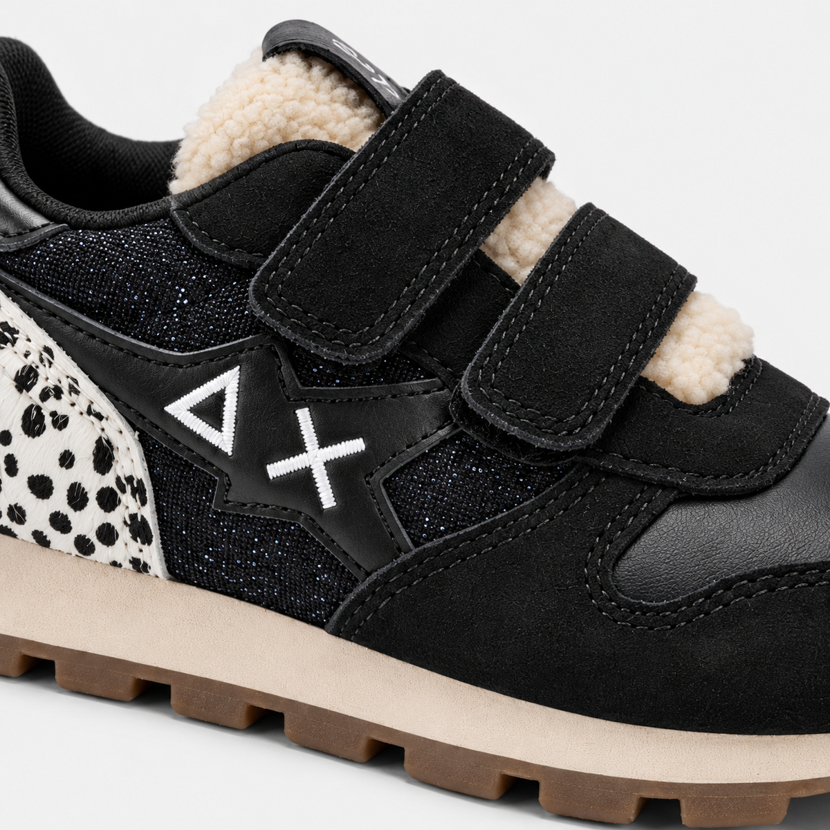 SUN68 Stargirl Winter Vibe Sneakers Nere Bambina con Strappi Z46424B
