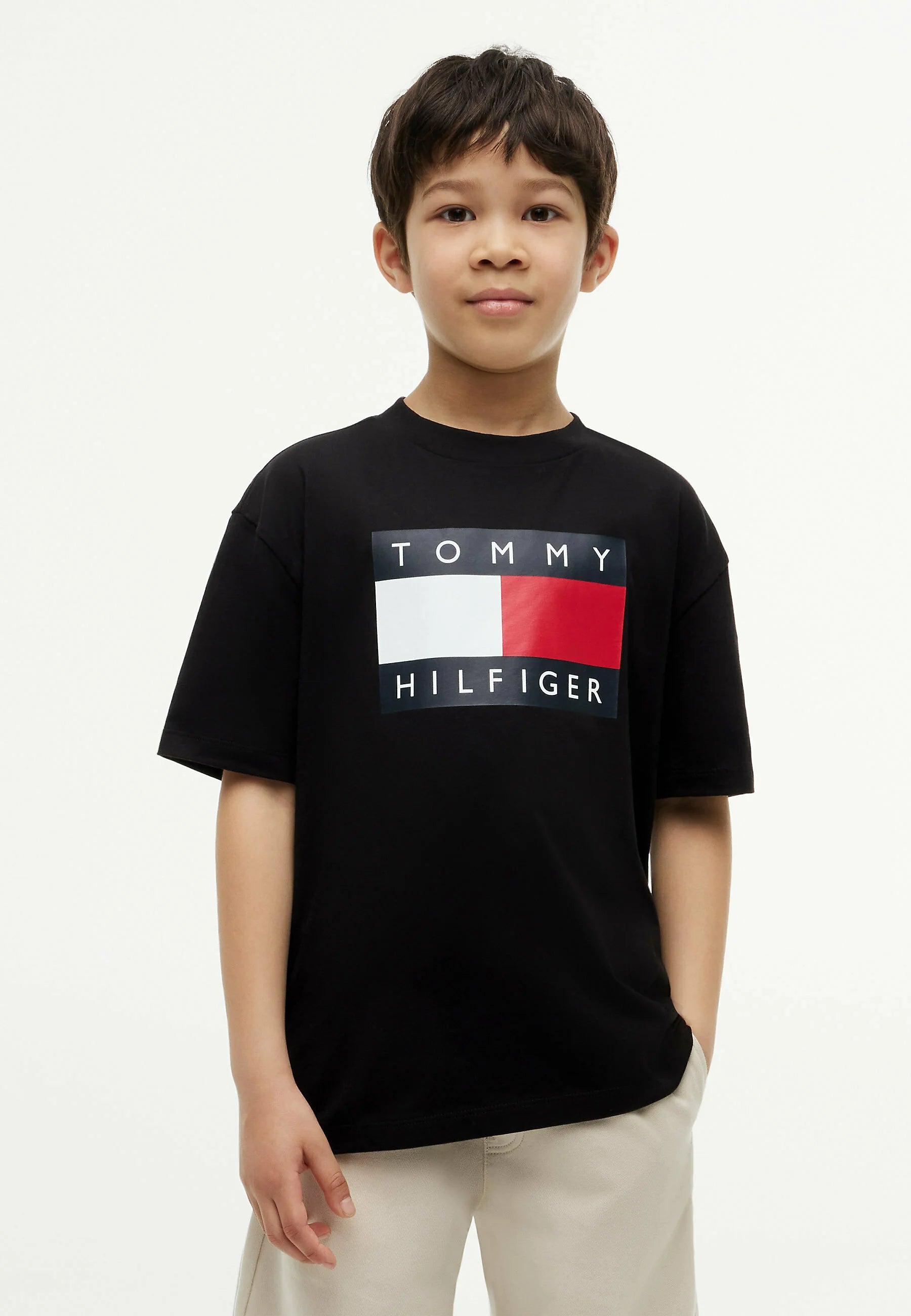 TOMMY HILFIGER TSHIRT NERA LOGO BANDIERA MANICHE CORTE Bambini e ragazzi KB0KB10340BDS_