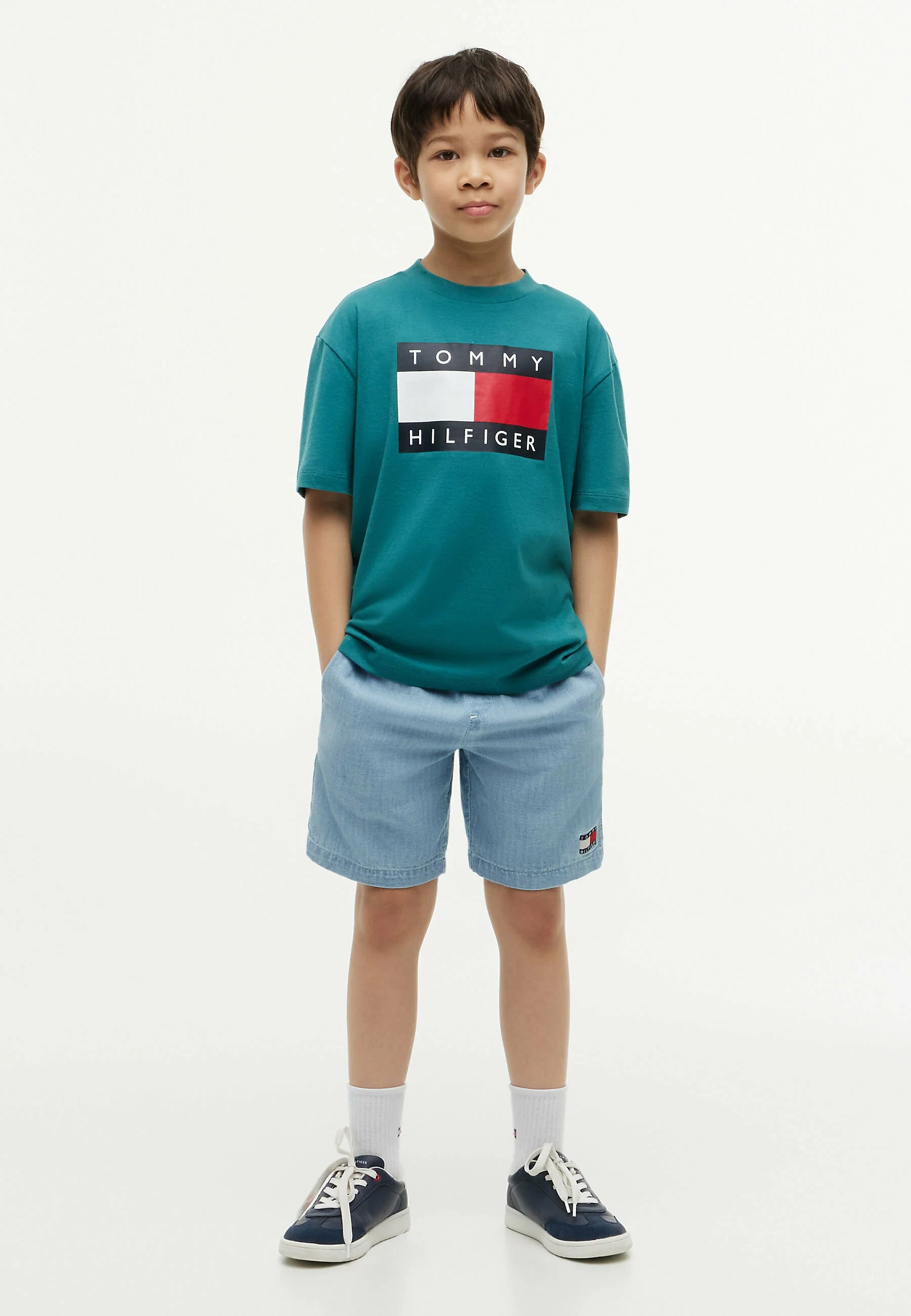 TOMMY HILFIGER TSHIRT VERDE CHIARO LOGO BANDIERA MANICHE CORTE Bambini e ragazzi KB0KB10340CT3_