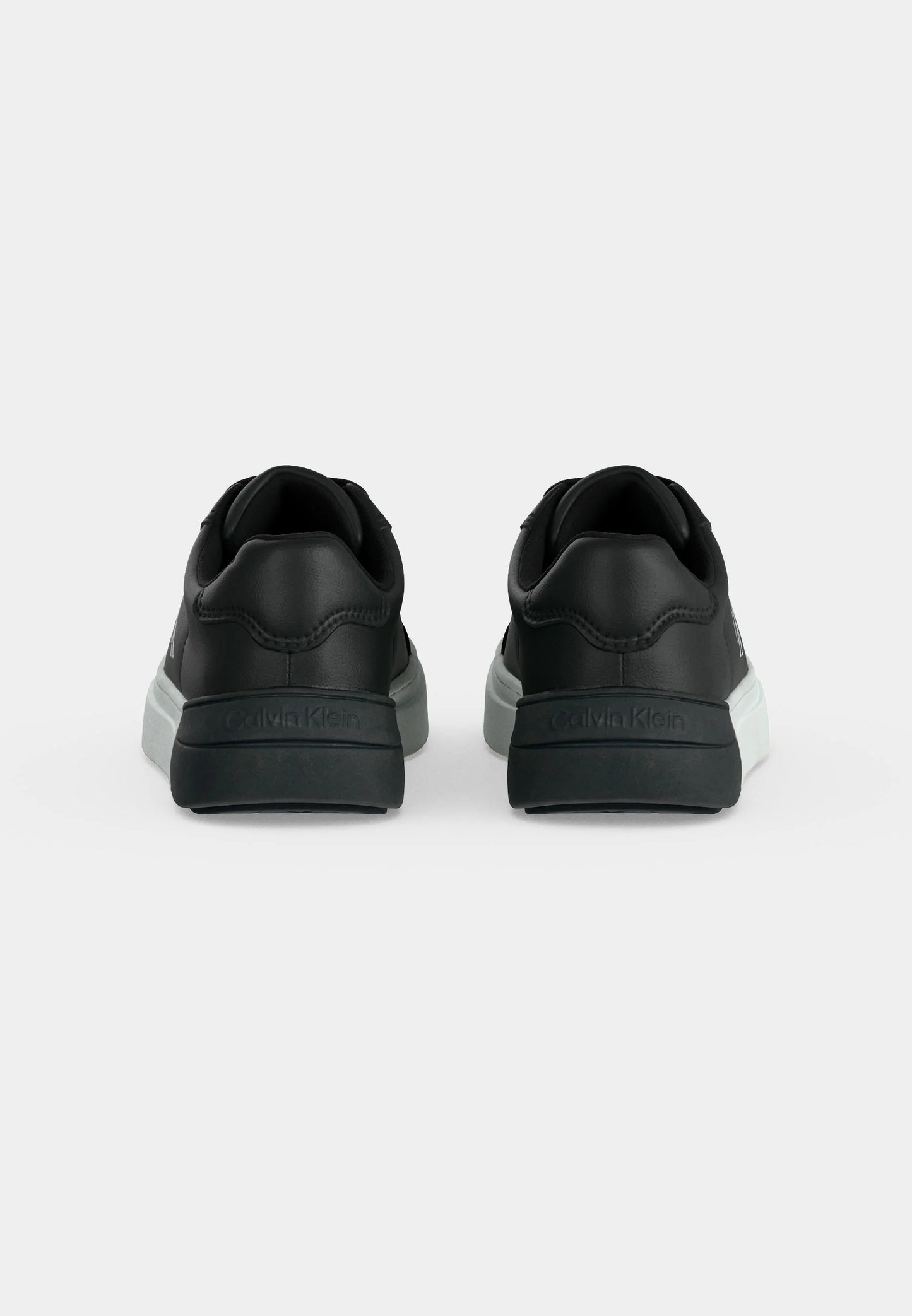 CALVIN KLEIN SNEAKER BASSA NERA CON LACCI E LOGO LATERALE Bambini e ragazzi 224-V3X9-83468-1355999.NE_