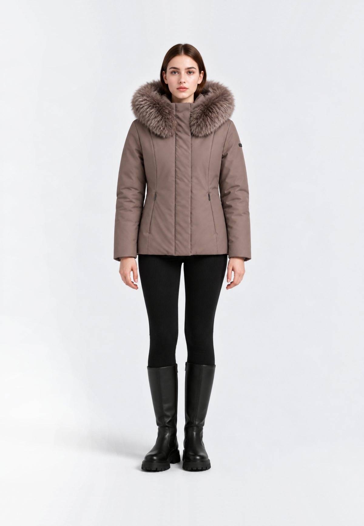 REFRIGIWEAR GIUBBOTTO MARRONE CORTO CON PELLICCIA E CAPPUCCIO Donna SHORT LADY TECH FUR JACKET.MARRO_