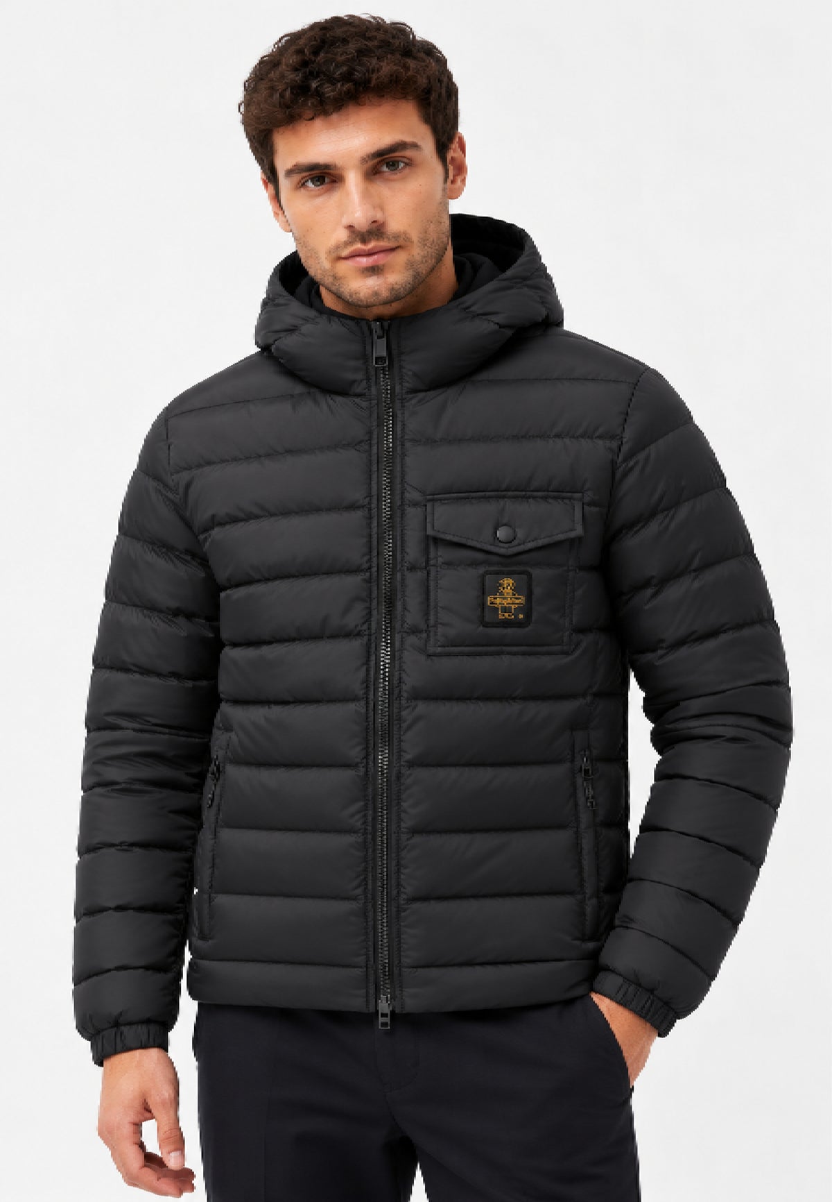 REFRIGIWEAR Giubbotto nero con cappuccio e logo applicato Uomo HUNTER JACKET.NE_