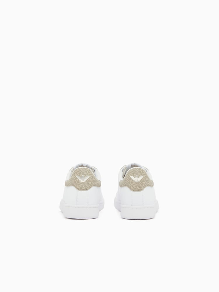 Emporio Armani sneakers uomo classic in pelle bianca con logo e dettaglio beige Uomo