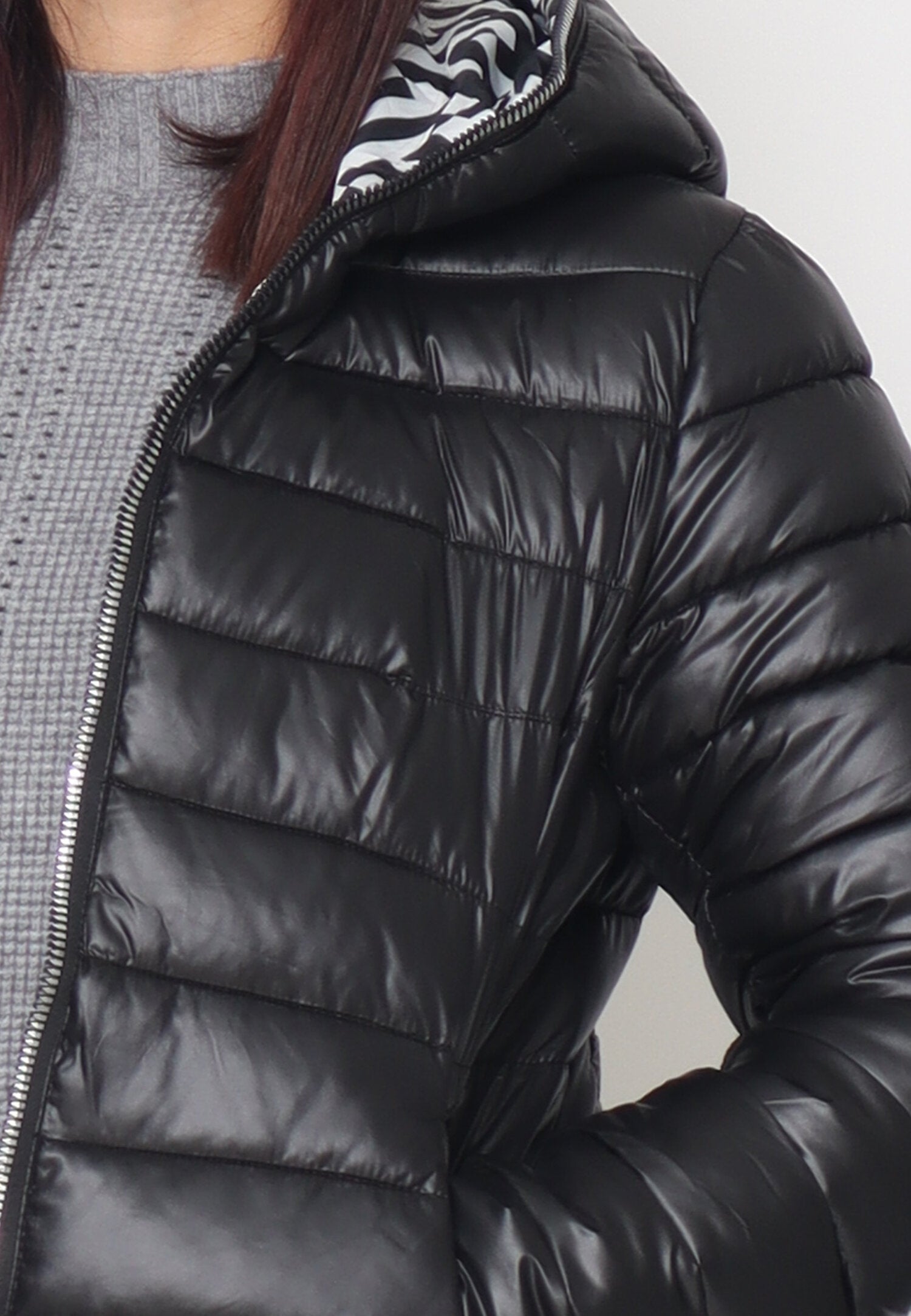 Monte Cervino Giubbotto Nero Donna In Nylon Con Cappuccio Mezza Stagione AI25