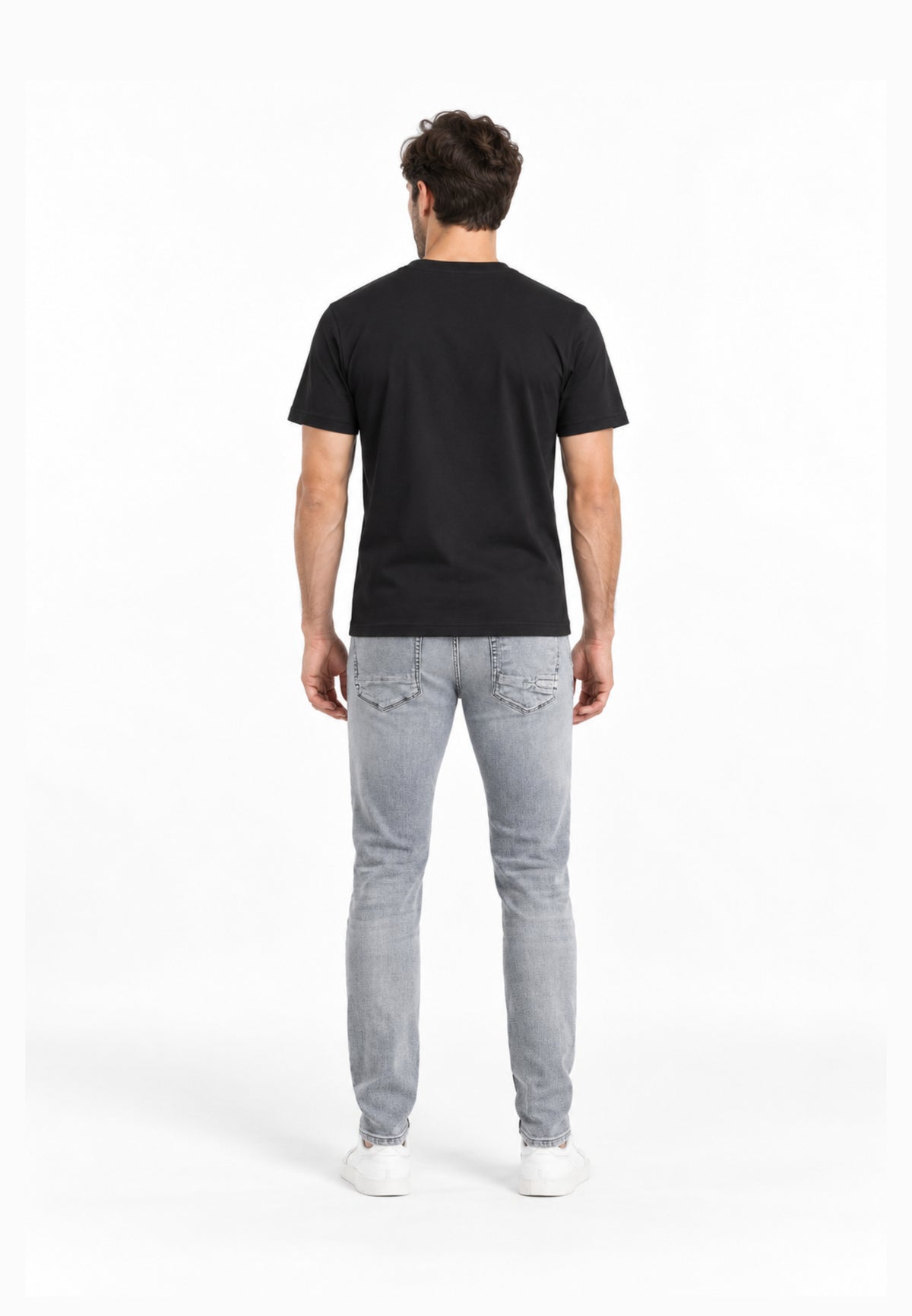 John Richmond T SHIRT NERA A MEZZE MANICHE CON MINI LOGO Uomo UMA26291TS.NE_