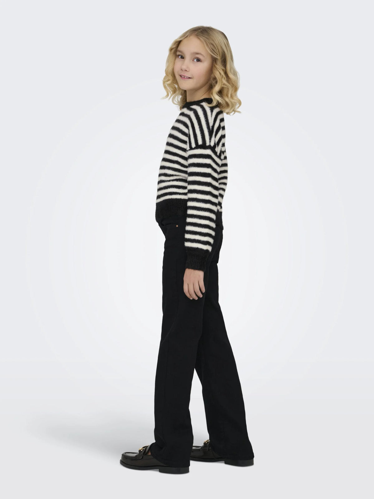 ONLY KIDS MAGLIONE NERO E BIANCO A RIGHE ORIZZONTALI Bambine e ragazze 15306452.NERO_