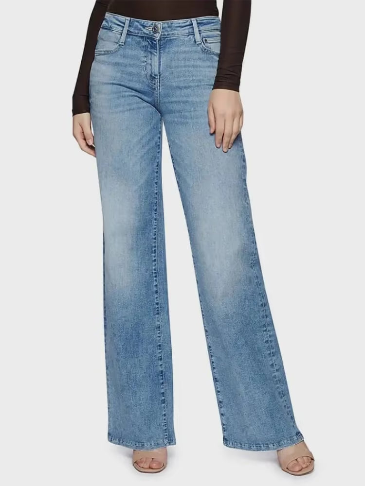 Guess pantaloni in denim medium donna patch logo sul retro retro