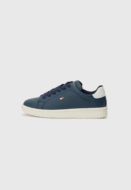 TOMMY HILFIGER SCARPE BLU CON LACCI ABBINATI E SUOLA BIANCA Bambini e ragazzi 92-T3X9-34073-1355X007.BLU_