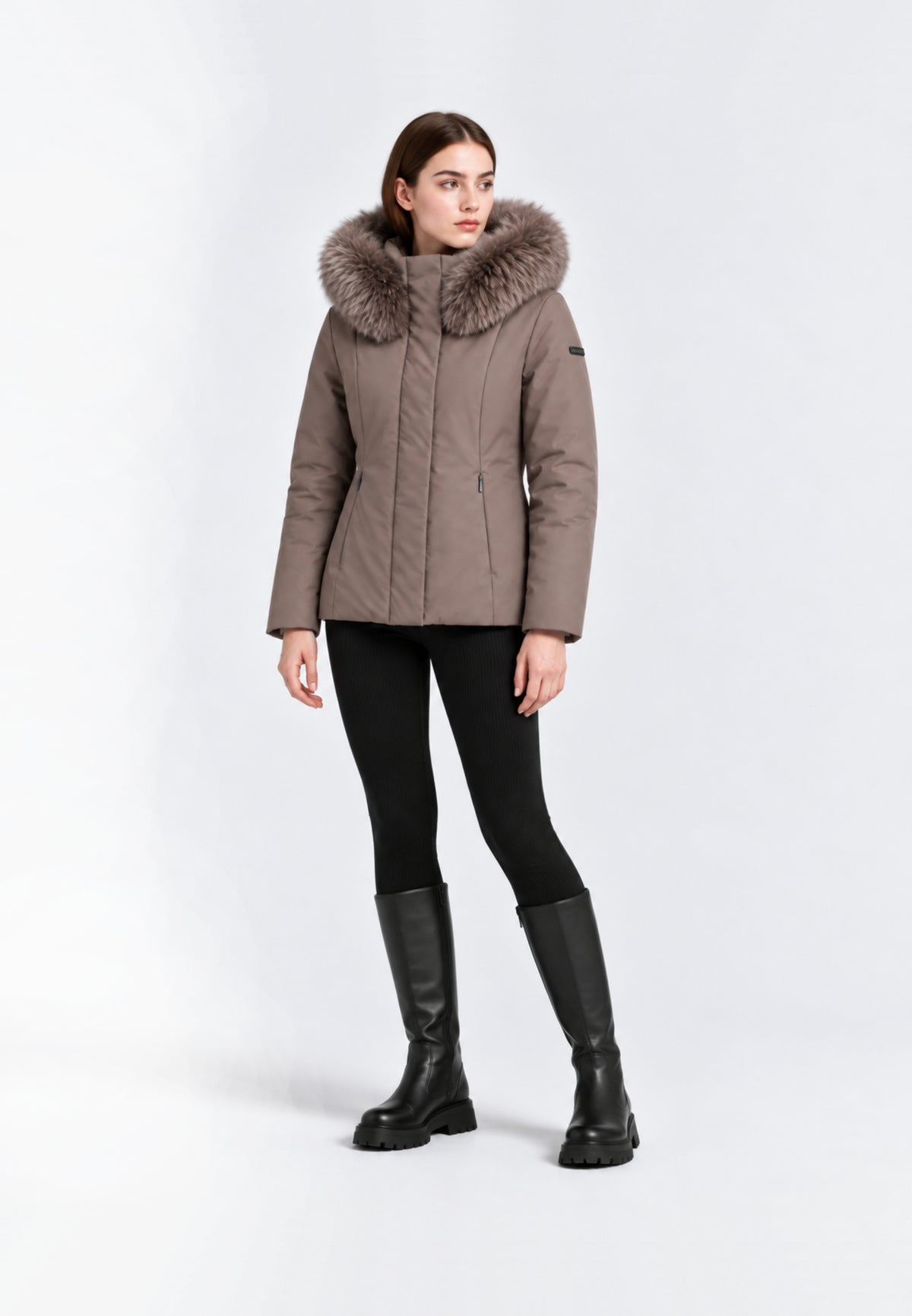 REFRIGIWEAR GIUBBOTTO MARRONE CORTO CON PELLICCIA E CAPPUCCIO Donna SHORT LADY TECH FUR JACKET.MARRO_