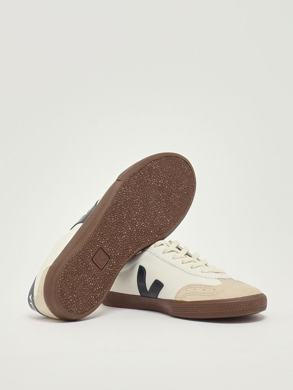 Veja Sneakers uomo Volley in pelle