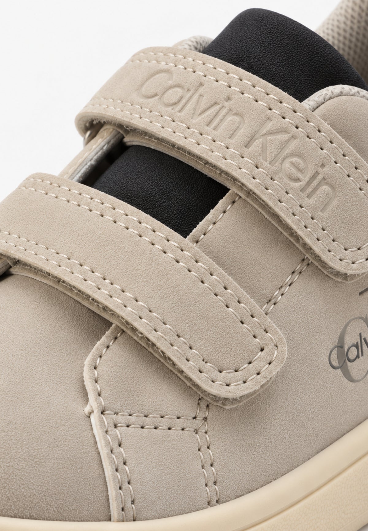 CALVIN KLEIN SCARPA GRIGIA CON STRAPPI Bambini e ragazzi 221-V1X9-83441-0345X053.GRIG_