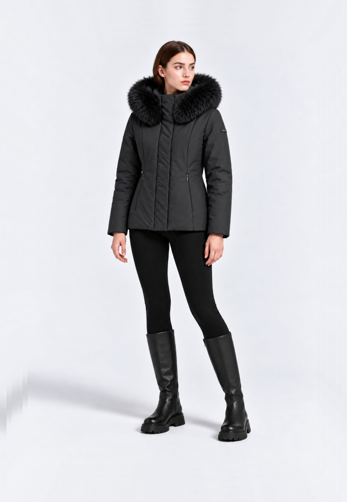 REFRIGIWEAR GIUBBOTTO NERO CORTO CON PELLICCIA E CAPPUCCIO Donna SHORT LADY TECH FUR JACKET.NE_