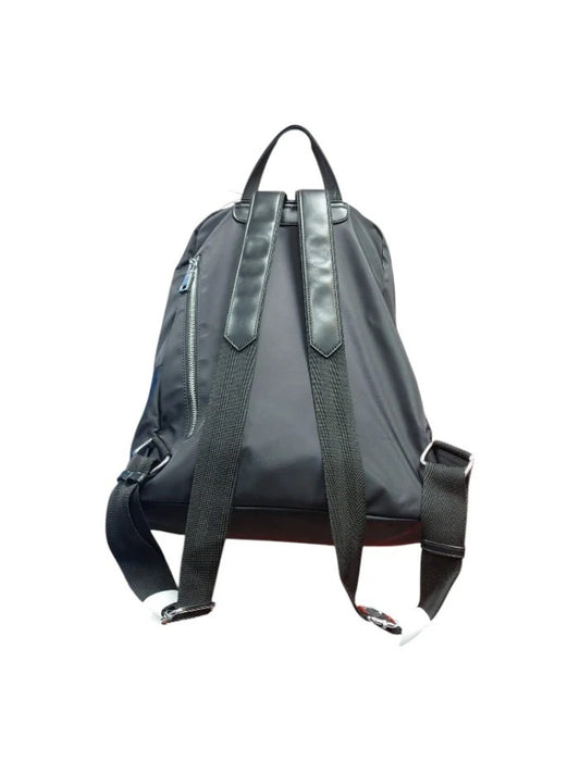 Gcds zaino nero uomo in ecopelle logo sul fondo a contrasto